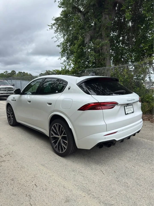 2023 Maserati Grecale - Image 5 of 16