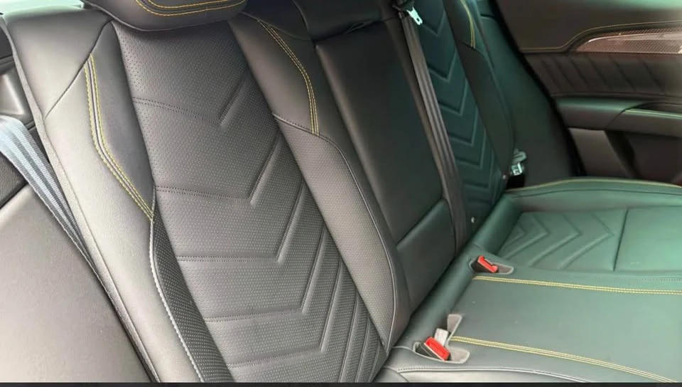 2023 Maserati Grecale - Image 8 of 11