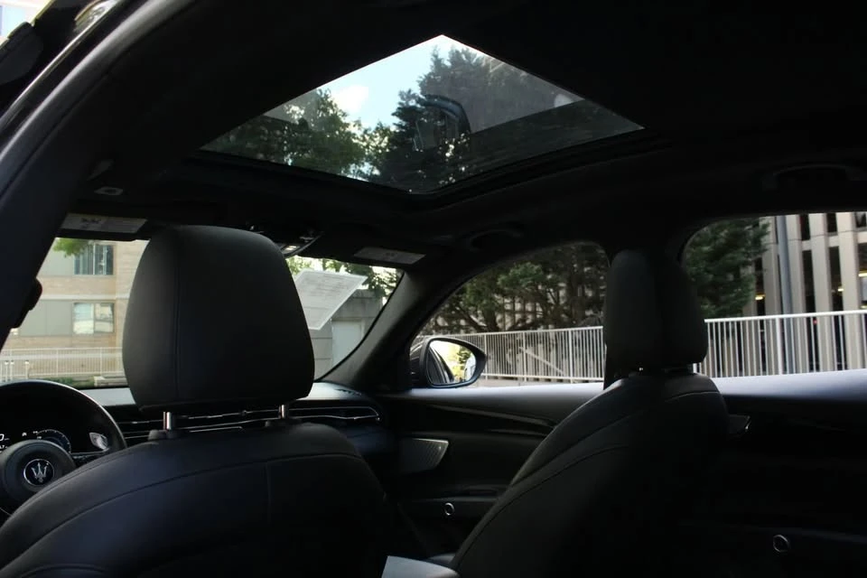 2023 Maserati Grecale - Image 15 of 16