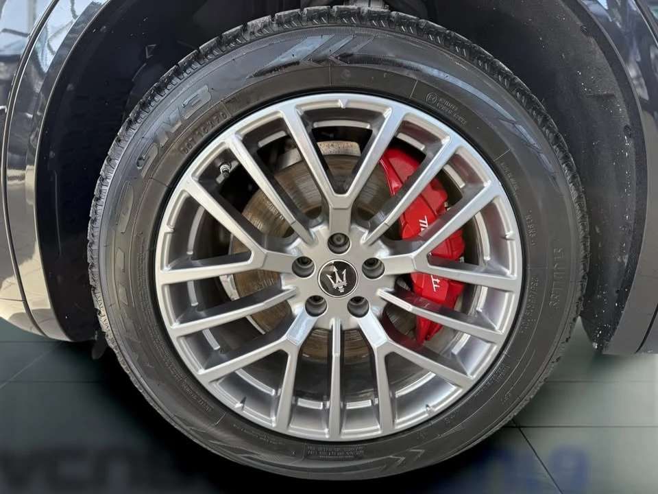 2023 Maserati Grecale - Image 9 of 10