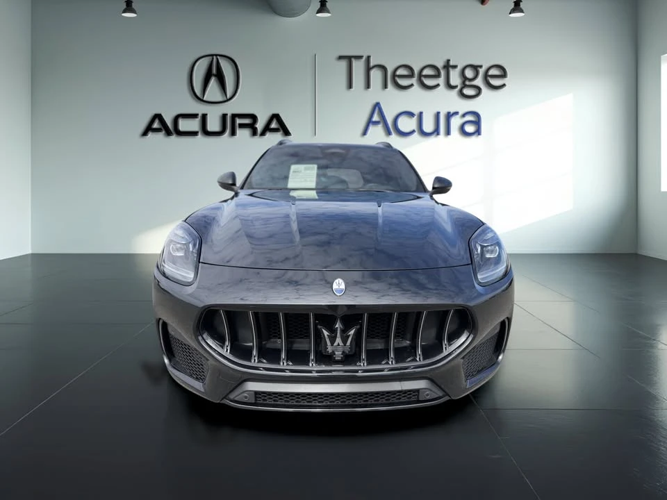 2023 Maserati Grecale - Image 2 of 10