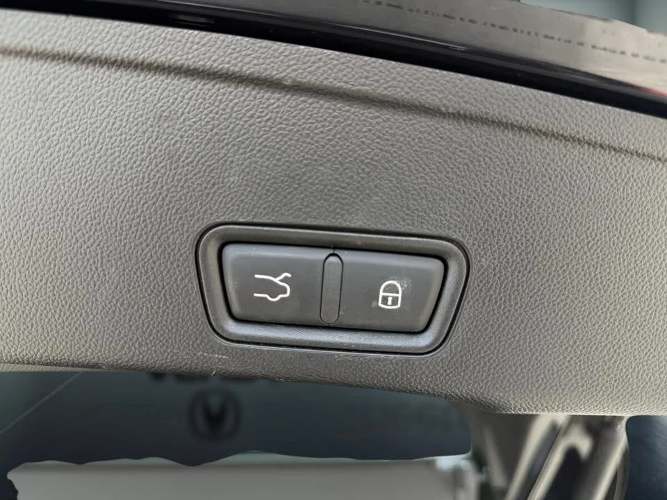 2023 Maserati Grecale - Image 8 of 10