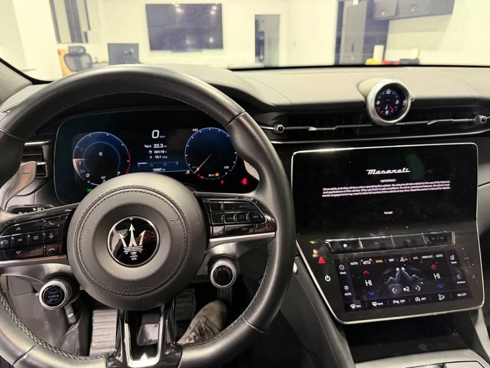 2023 Maserati Grecale - Image 17 of 19