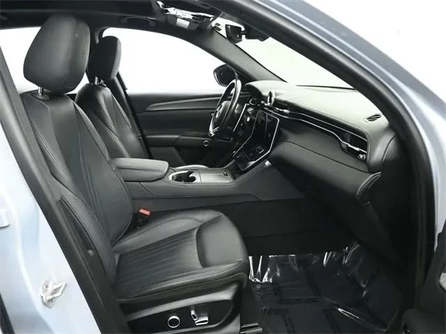 2023 Maserati Grecale - Image 9 of 16