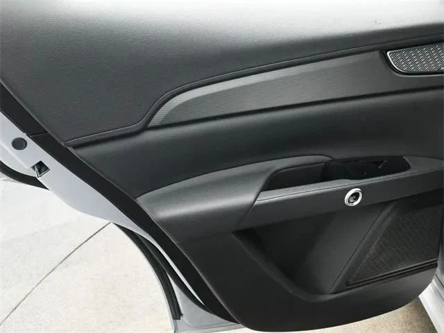 2023 Maserati Grecale - Image 12 of 19