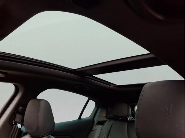 2023 Maserati Grecale - Image 16 of 20