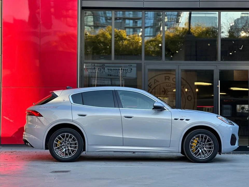 2023 Maserati Grecale - Image 2 of 13