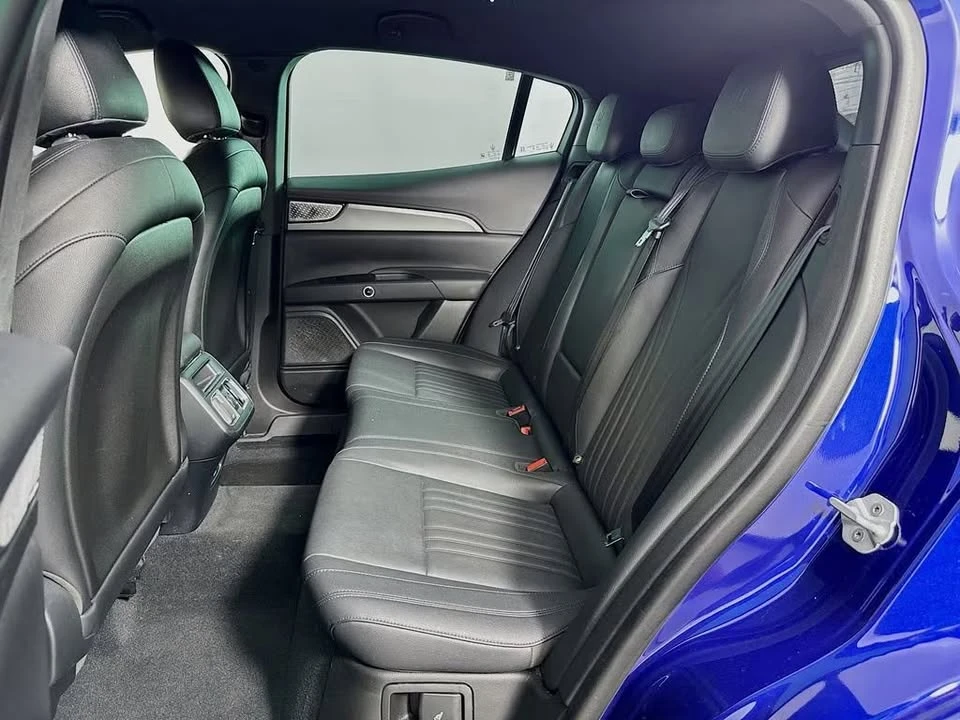 2023 Maserati Grecale - Image 10 of 16