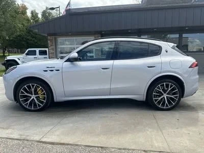 2023 Maserati Grecale - Image 15 of 16