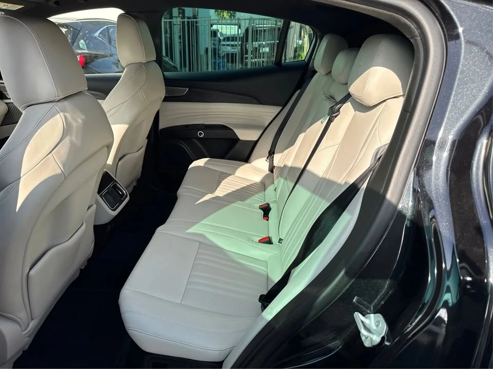 2023 Maserati Grecale - Image 10 of 20