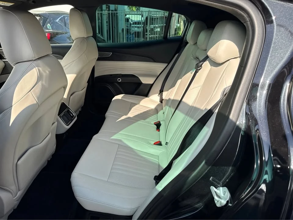 2023 Maserati Grecale - Image 10 of 20