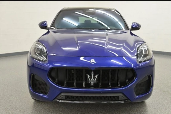 2023 Maserati Grecale - Image 2 of 12