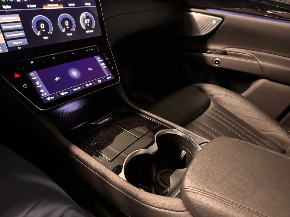 2023 Maserati Grecale - Image 13 of 15