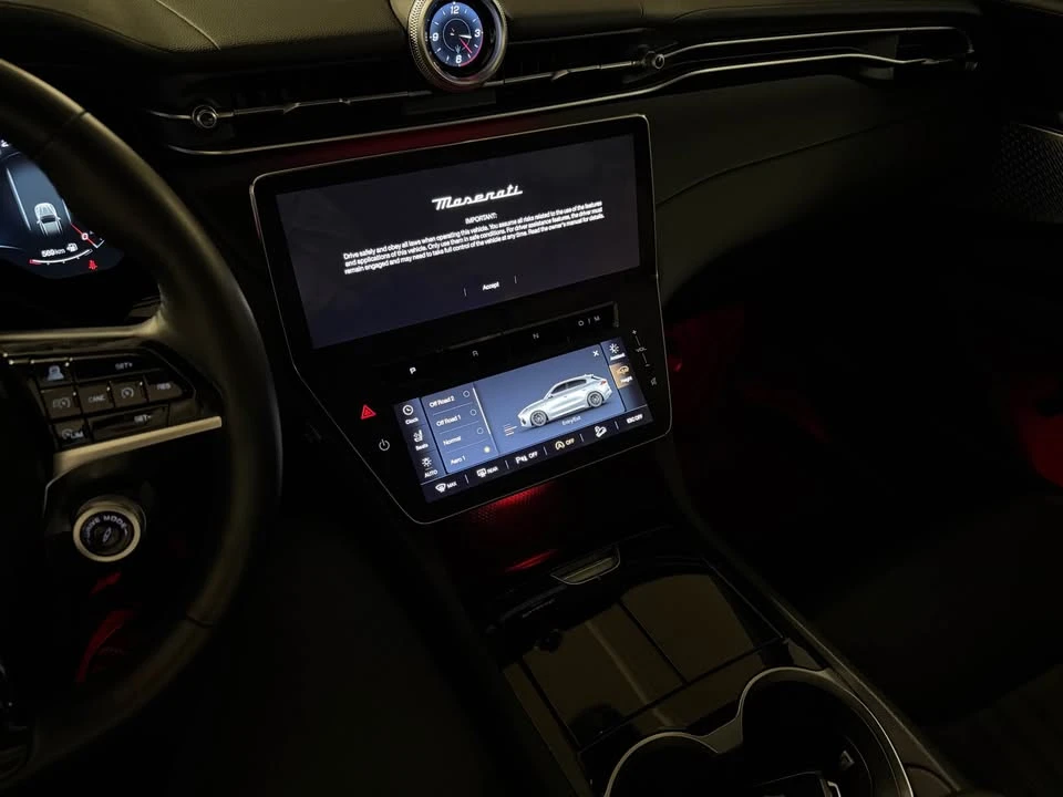 2023 Maserati Grecale - Image 14 of 17