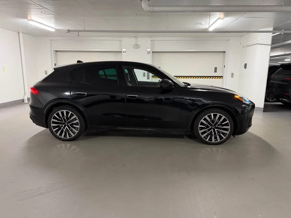 2023 Maserati Grecale - Image 8 of 17