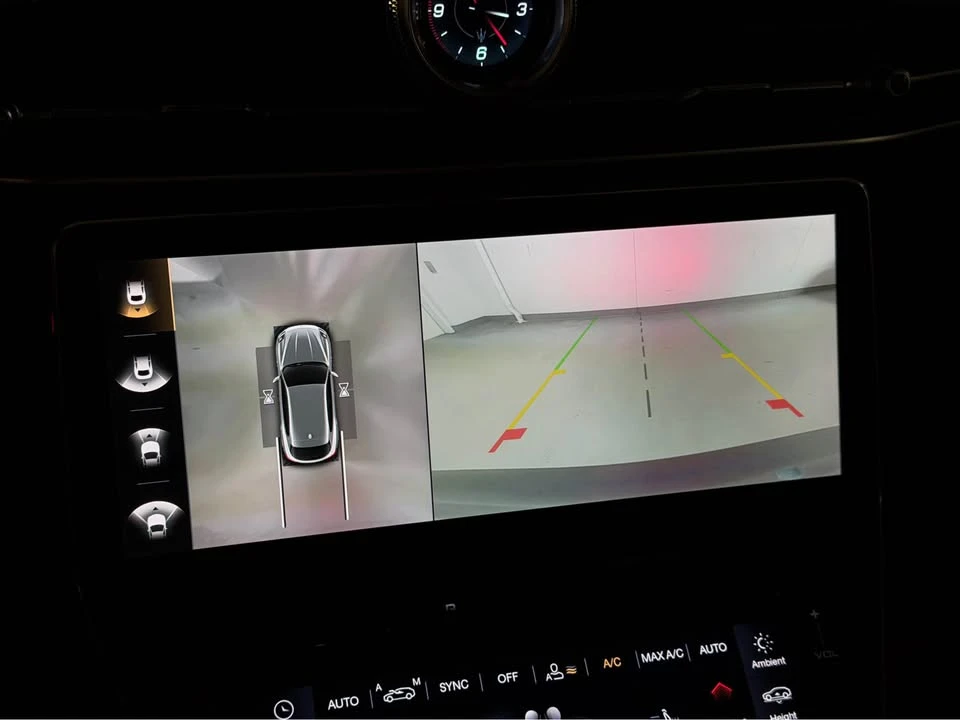 2023 Maserati Grecale - Image 15 of 17