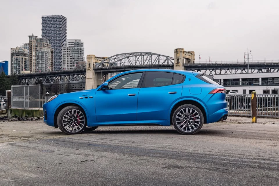 2023 Maserati Grecale - Image 2 of 10