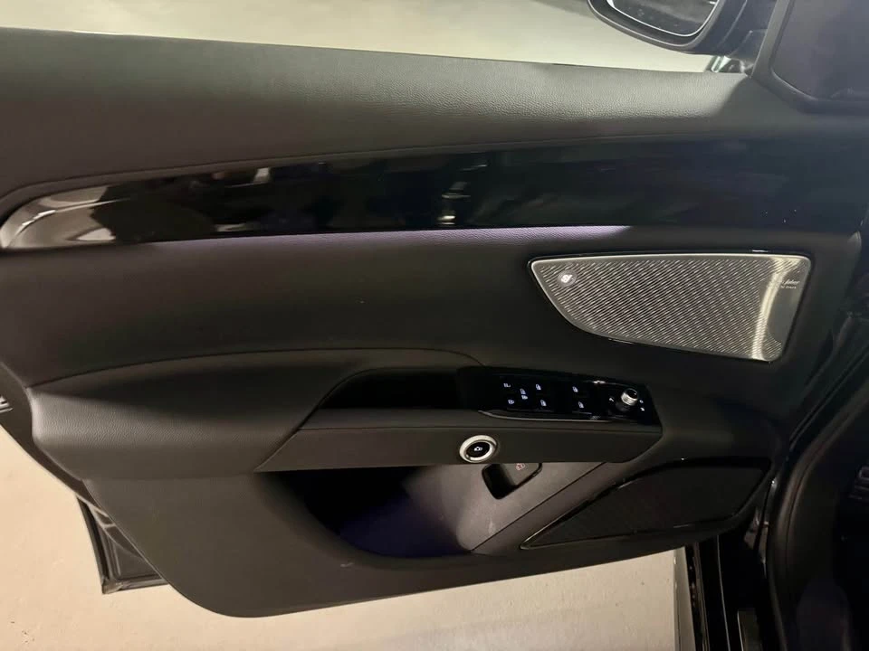 2023 Maserati Grecale - Image 13 of 20