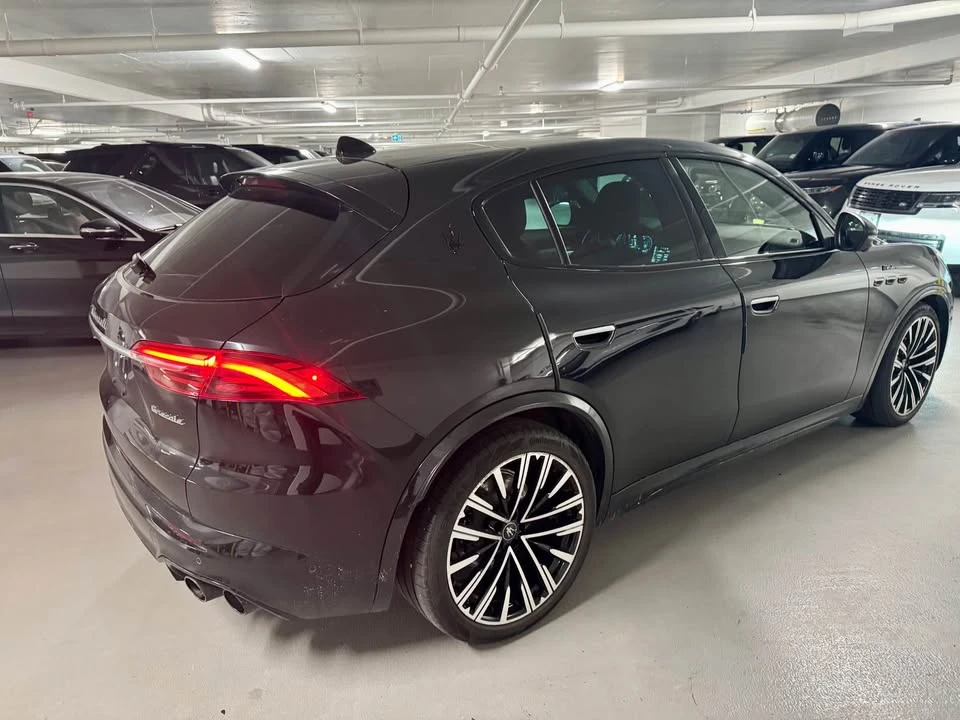 2023 Maserati Grecale - Image 8 of 20