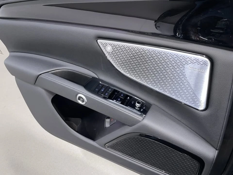 2023 Maserati Grecale - Image 12 of 20