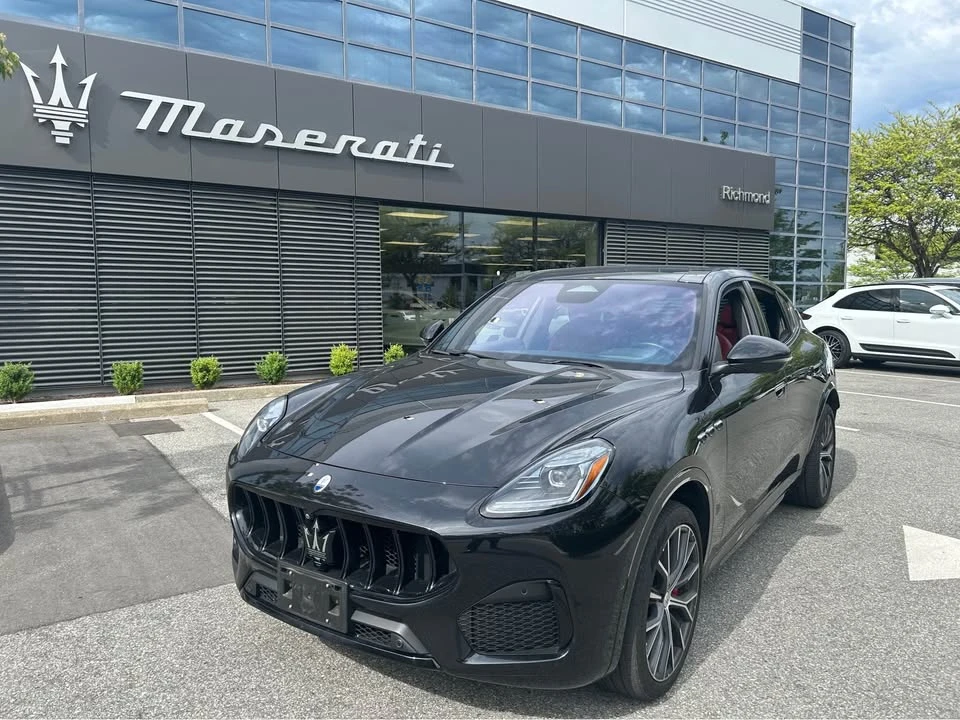 2023 Maserati Grecale - Image 2 of 19