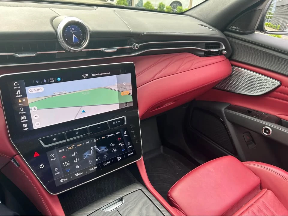 2023 Maserati Grecale - Image 12 of 19