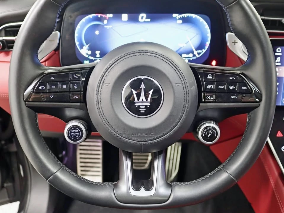 2023 Maserati Grecale - Image 16 of 20