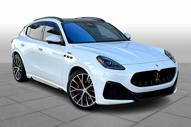 2023 Maserati Grecale - Image 2 of 20