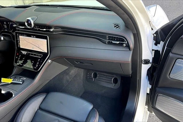 2023 Maserati Grecale - Image 17 of 20