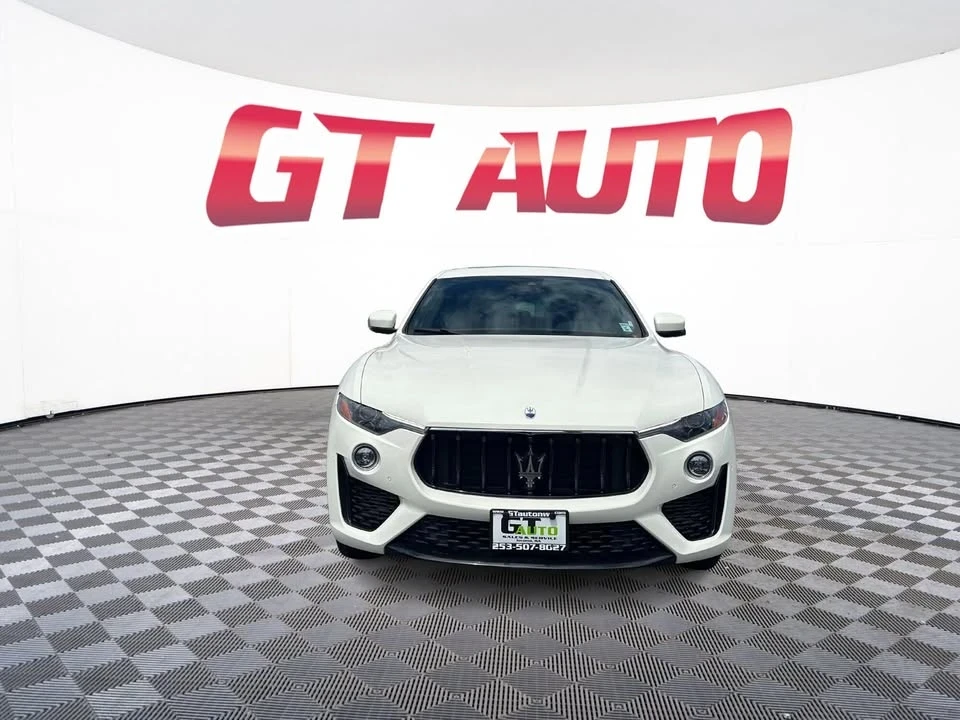 2023 Maserati Levante - Image 2 of 20