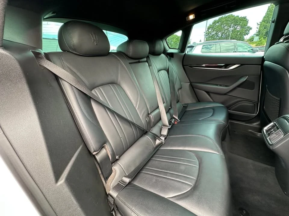 2023 Maserati Levante - Image 19 of 20