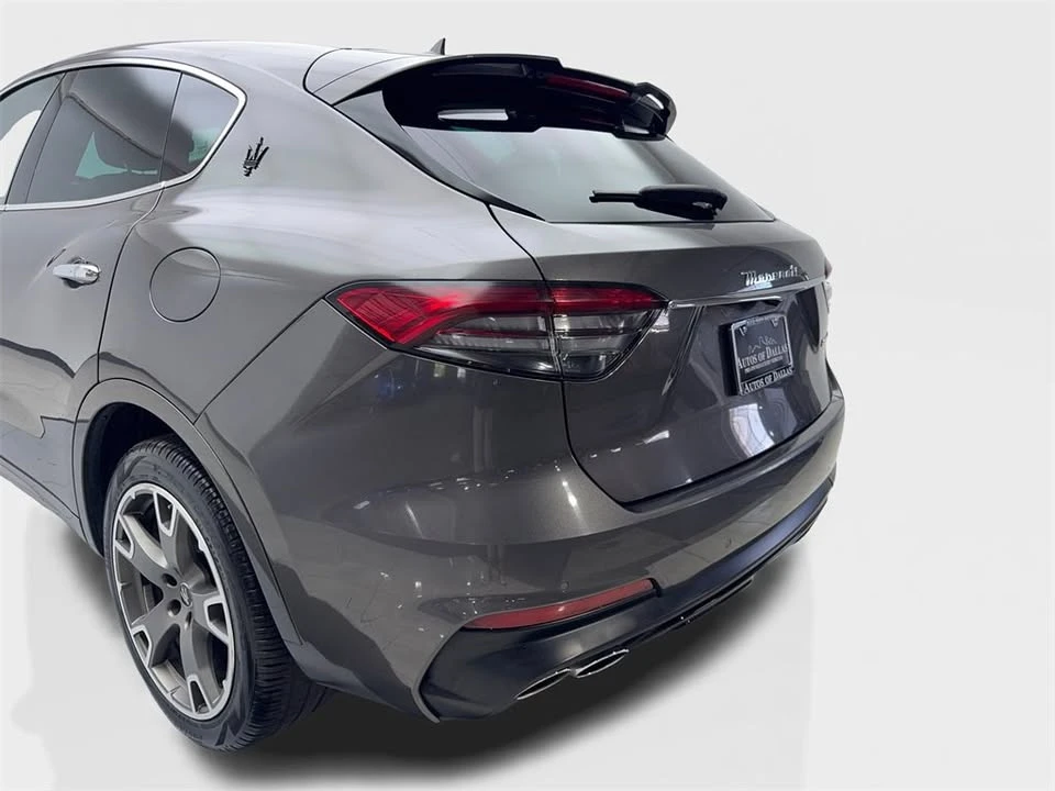 2023 Maserati Levante - Image 19 of 20