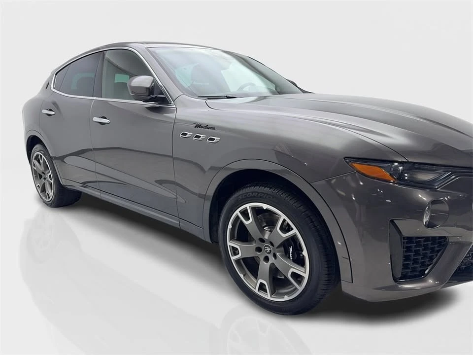 2023 Maserati Levante - Image 12 of 20