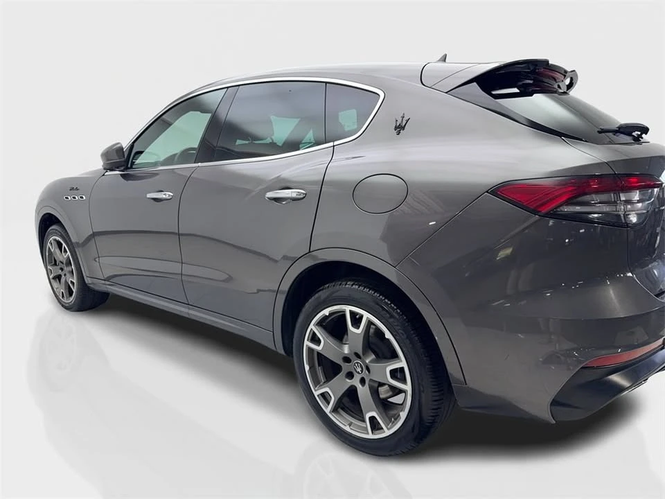 2023 Maserati Levante - Image 14 of 20