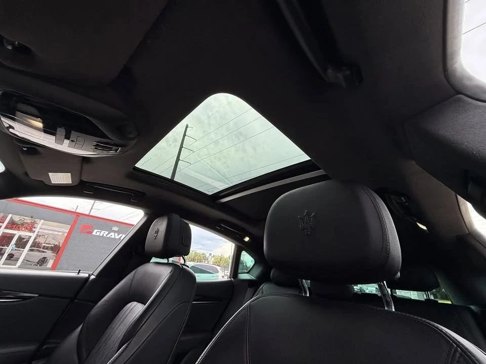 2023 Maserati Levante - Image 17 of 20