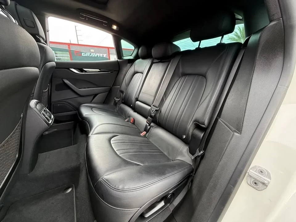 2023 Maserati Levante - Image 16 of 20