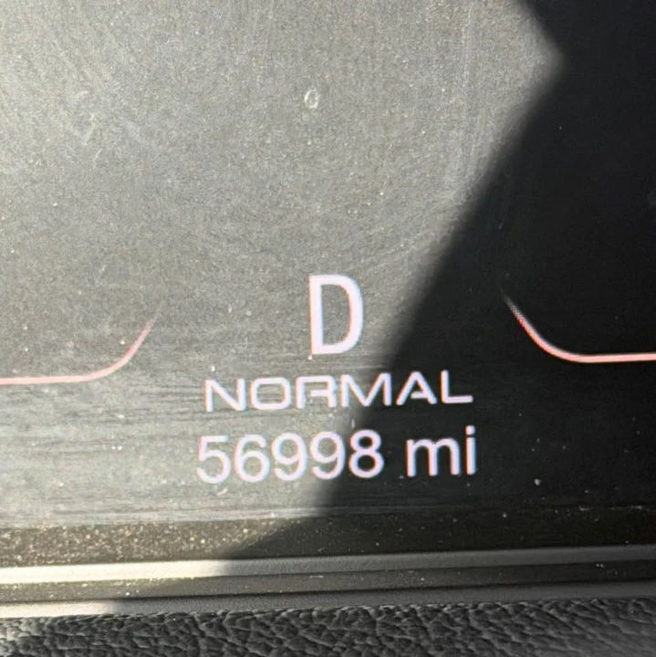 2023 Maserati Levante Modena - Image 3 of 9