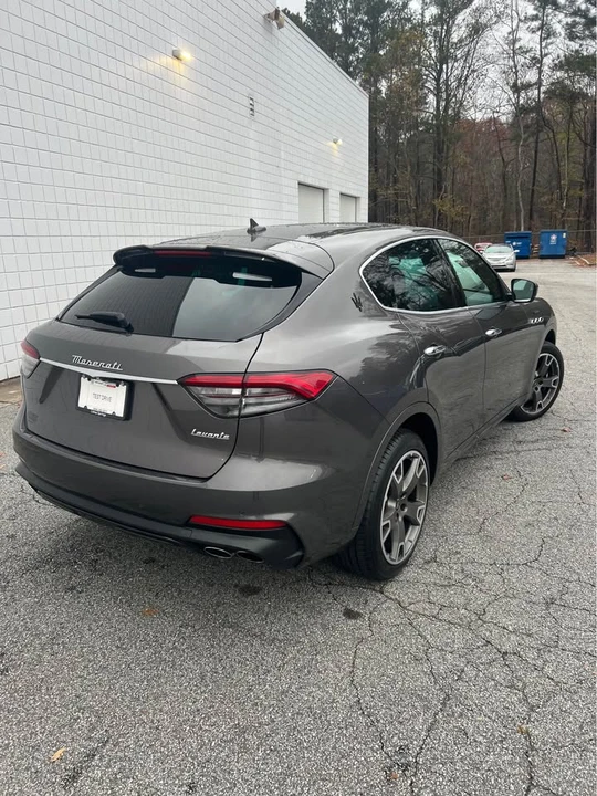 2023 Maserati Levante Modena - Image 6 of 10