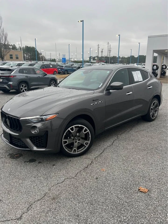 2023 Maserati Levante Modena - Image 2 of 10