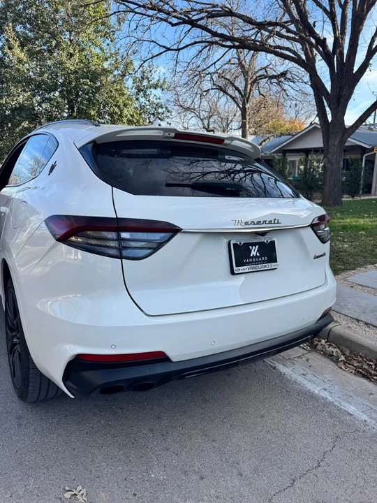 2023 Maserati Levante Modena - Image 4 of 9