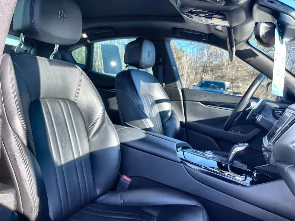 2023 Maserati Levante Modena - Image 9 of 13