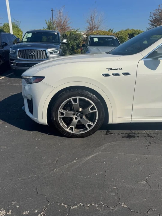 2023 Maserati Levante Modena - Image 3 of 13