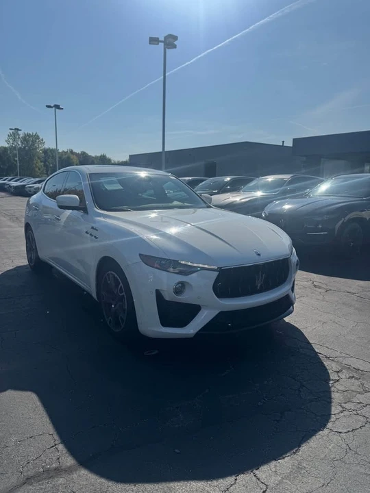 2023 Maserati Levante Modena - Image 10 of 13