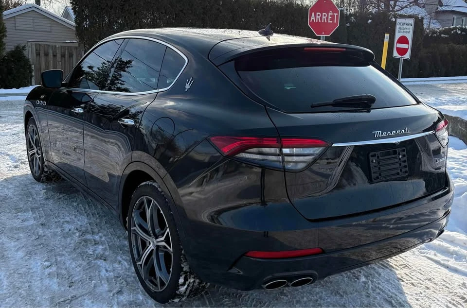2023 Maserati Levante - Image 3 of 7
