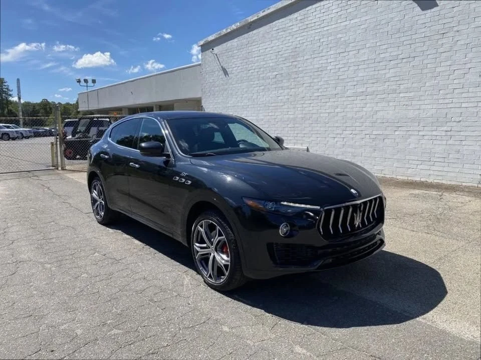 2023 Maserati Levante - Image 8 of 20