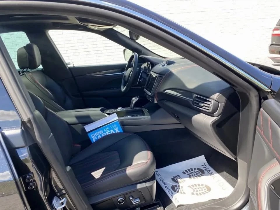 2023 Maserati Levante - Image 12 of 20