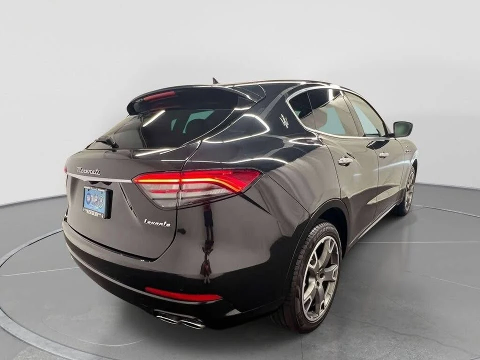 2023 Maserati Levante Modena - Image 5 of 20