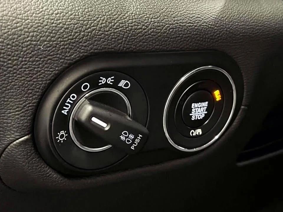 2023 Maserati Levante Modena - Image 14 of 20