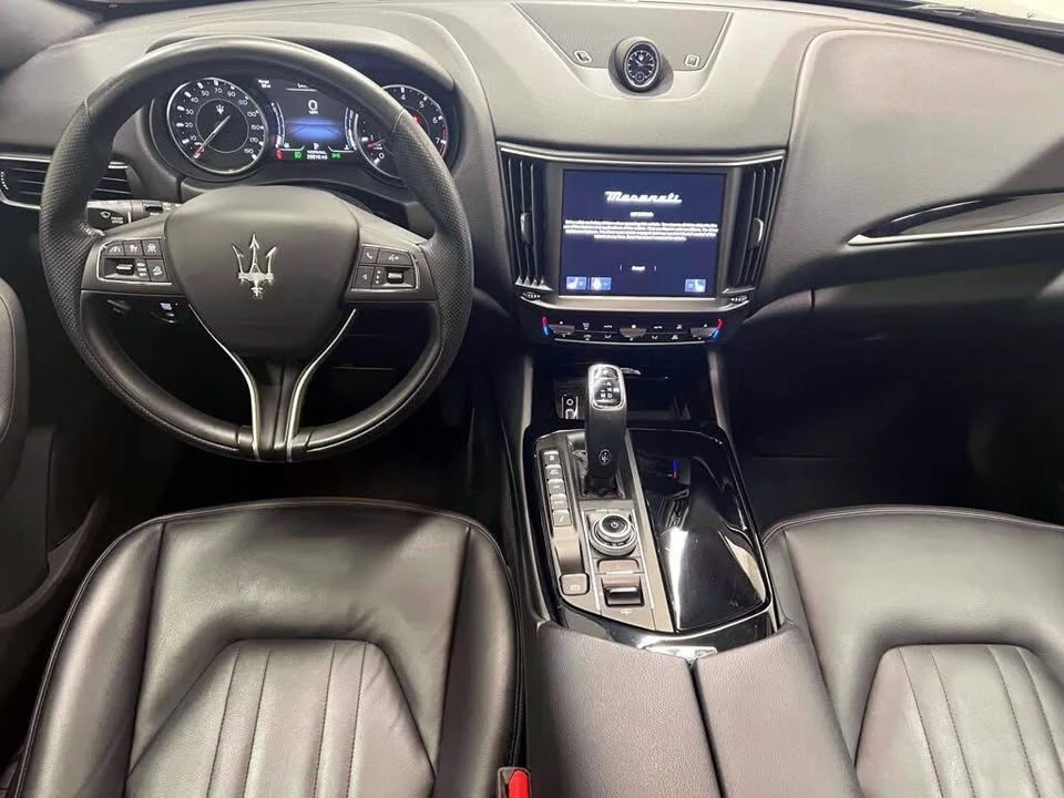 2023 Maserati Levante Modena - Image 9 of 20