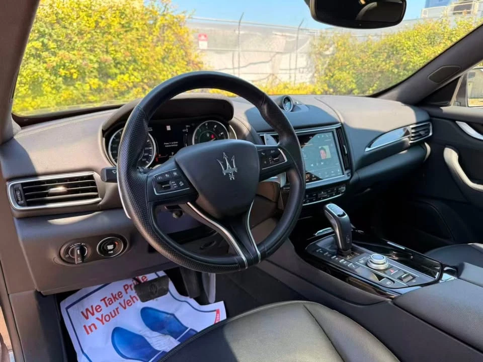 2023 Maserati Levante Modena - Image 17 of 20